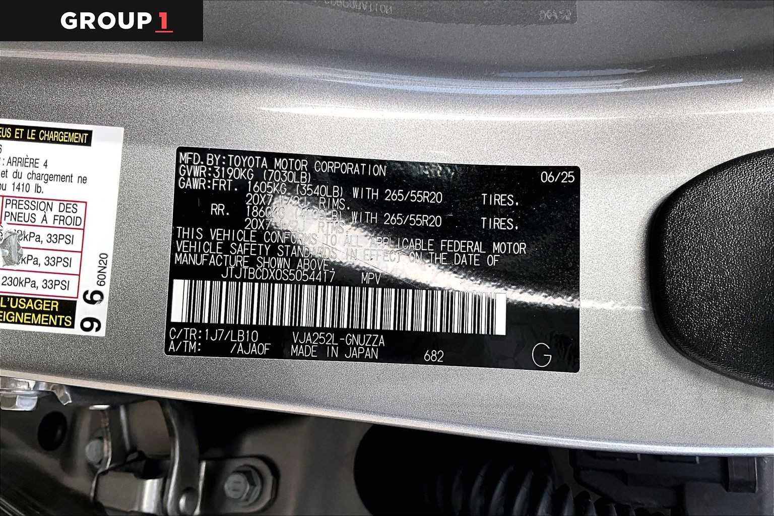 Certified Used 2025 Atomic Silver Lexus Premium+ image 34
