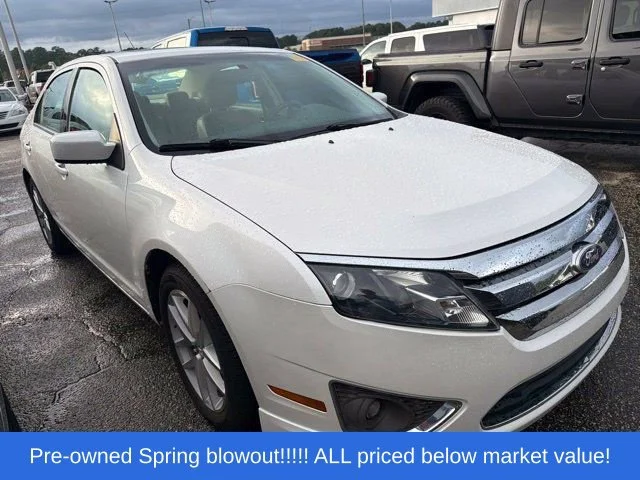 Used 2010 White Ford SEL image 10