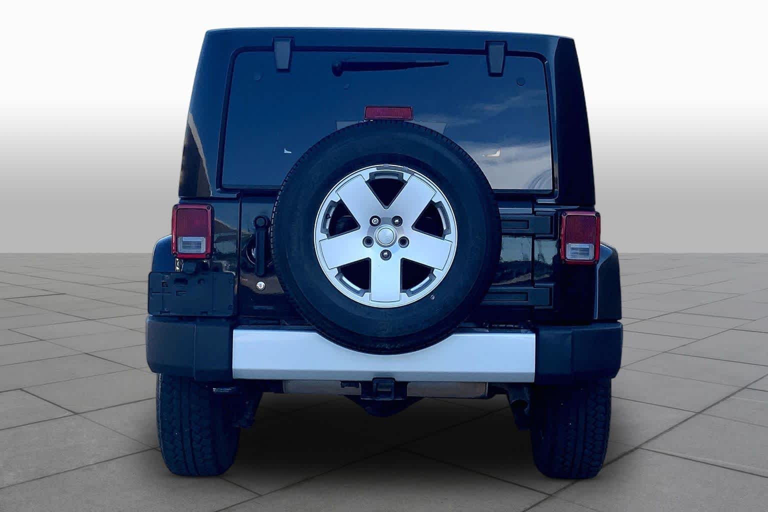 Used 2012 Black Jeep Sahara image 4