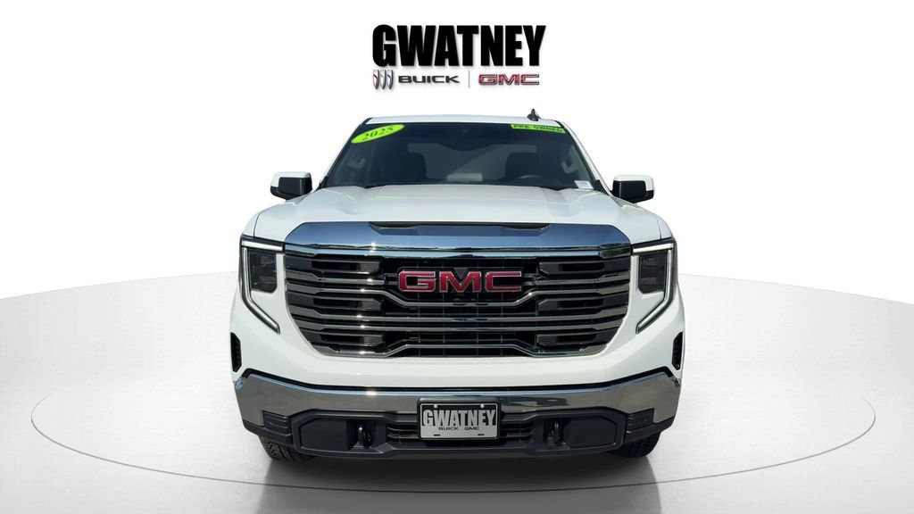 Used 2025 GMC Sierra 1500 Pro with VIN 3GTNUAEK2SG130693 for sale in Little Rock