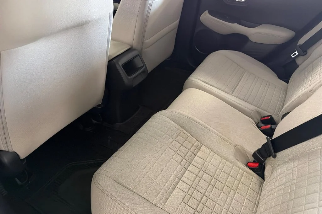 Used 2025  Honda LX image 17