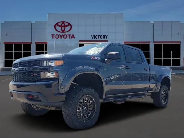 2019 Chevrolet Silverado 1500 Custom Trail Boss 4X4 Crew Cab Short Box's photo