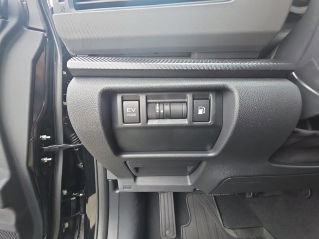 New 2026 CRYSTAL BLACK SILICA Subaru Limited Hybrid image 25