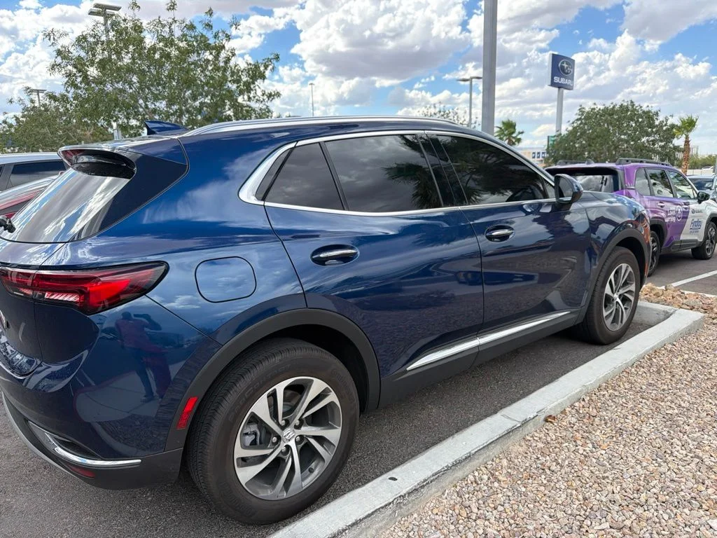 Used 2023 Blue Buick Essence image 10