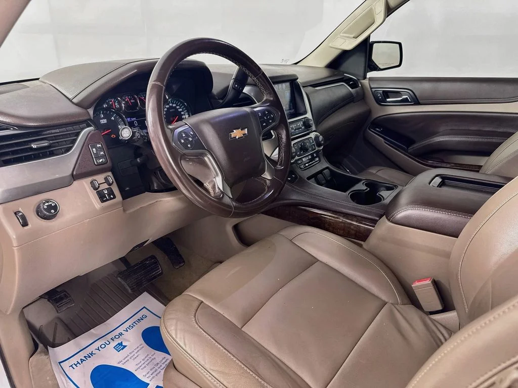 Used 2018 Iridescent Pearl Tricoat Chevrolet LT image 11