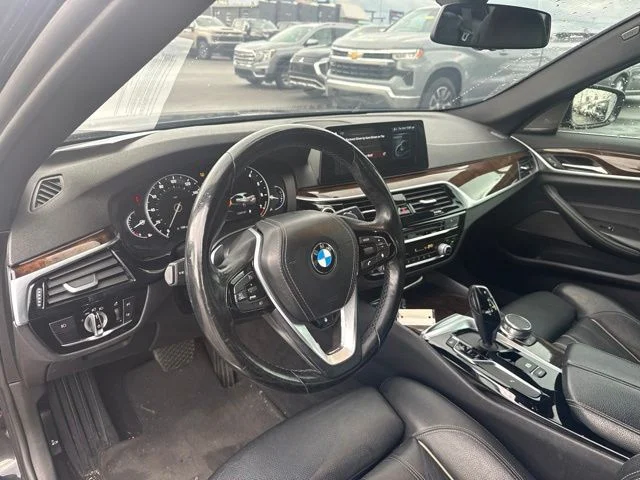 Used 2018 Black BMW 540i xDrive image 11