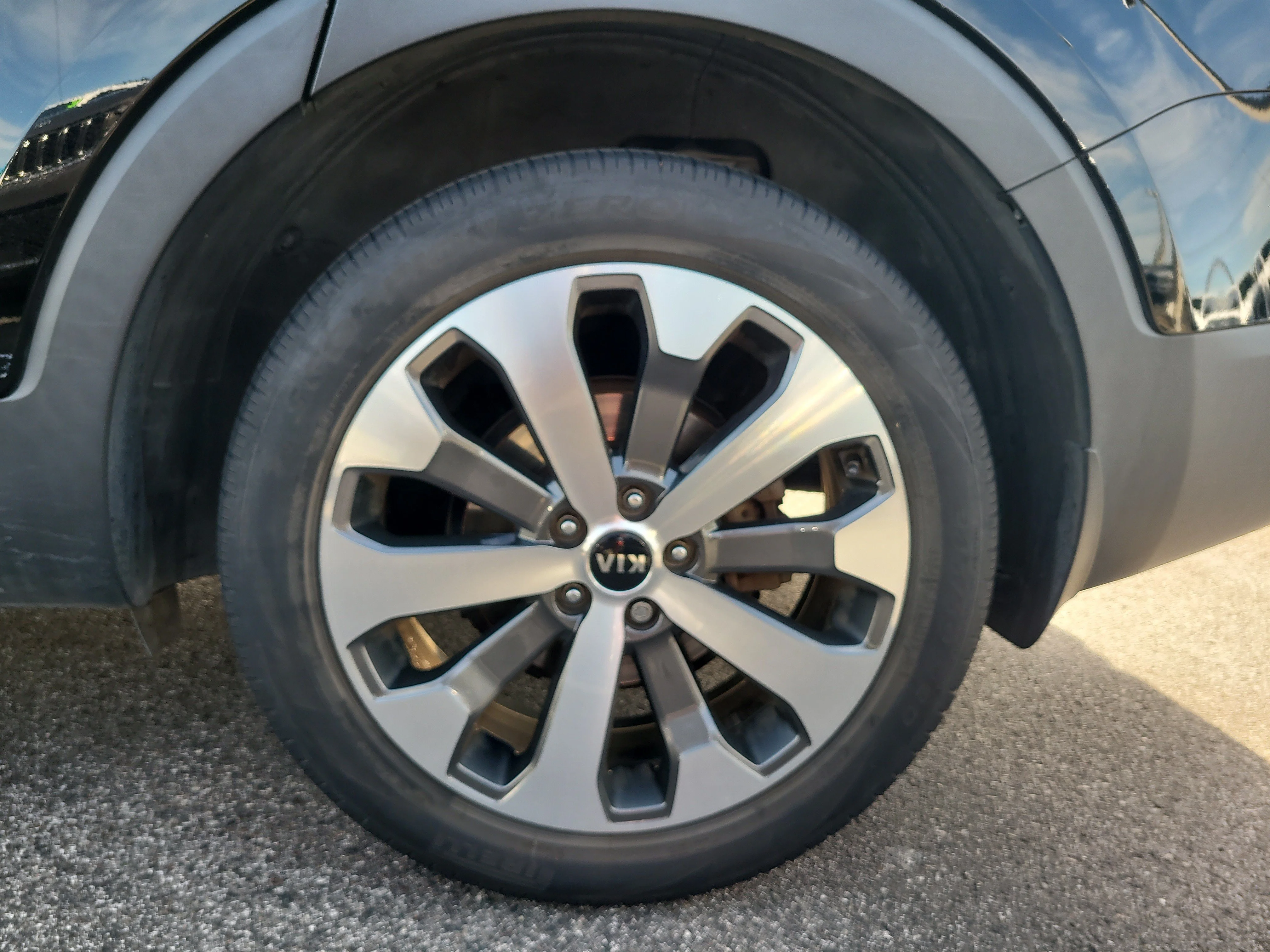 Used 2021 Ebony Black Kia S image 8