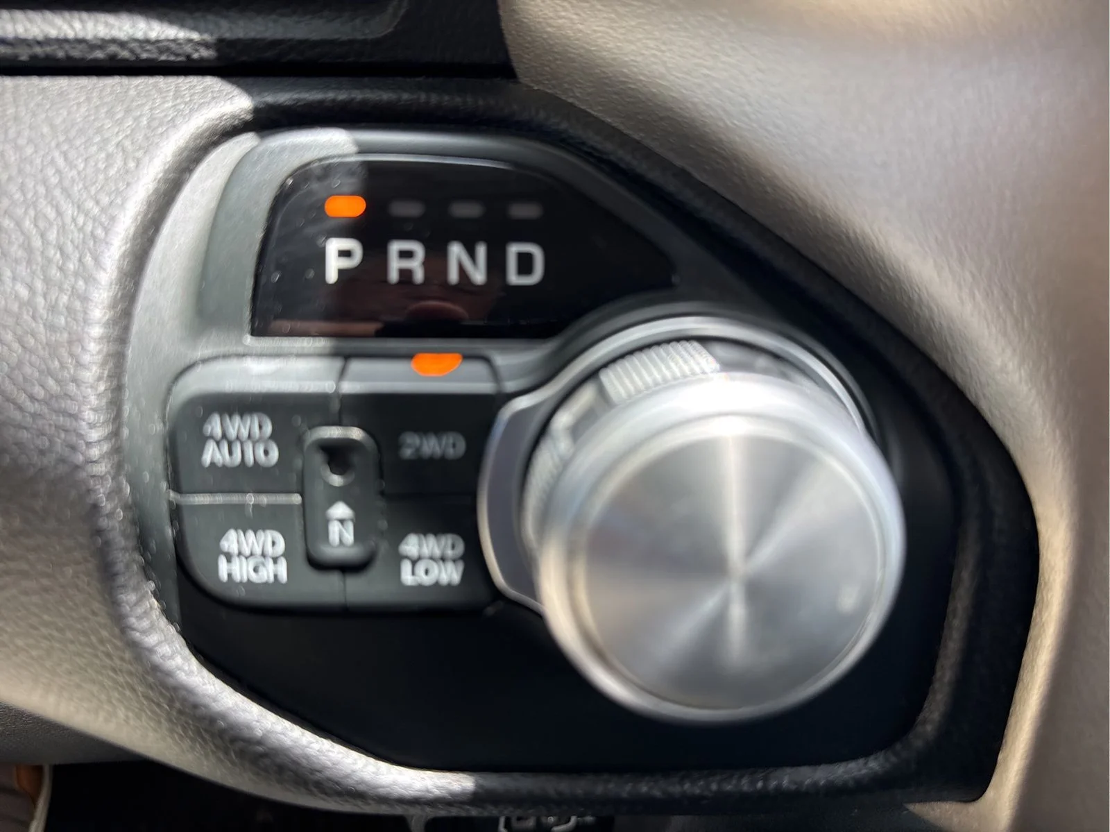 Used 2019 Billet Silver Metallic Ram Laramie image 35