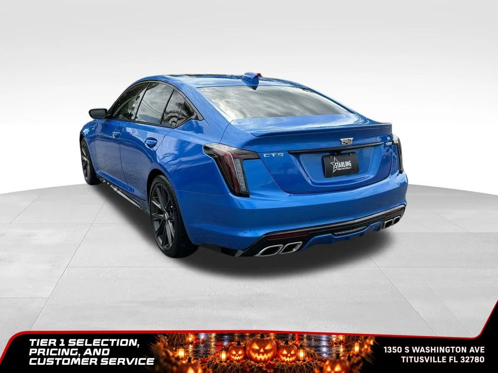 Used 2025 Coastal Blue Metallic Cadillac V-Series image 4