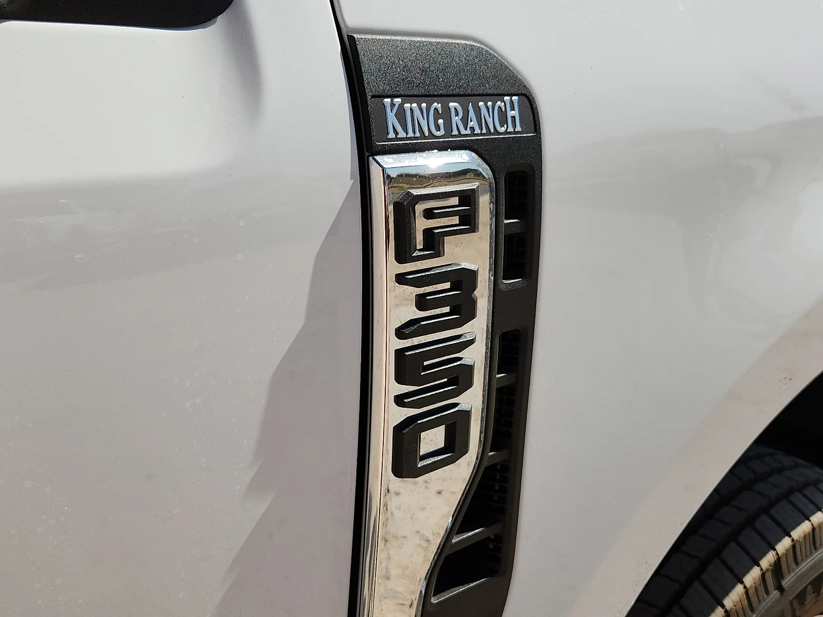 New 2026 Oxford White Ford King Ranch image 10