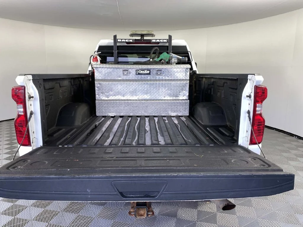 Used 2020 Summit White Chevrolet Work Truck image 8