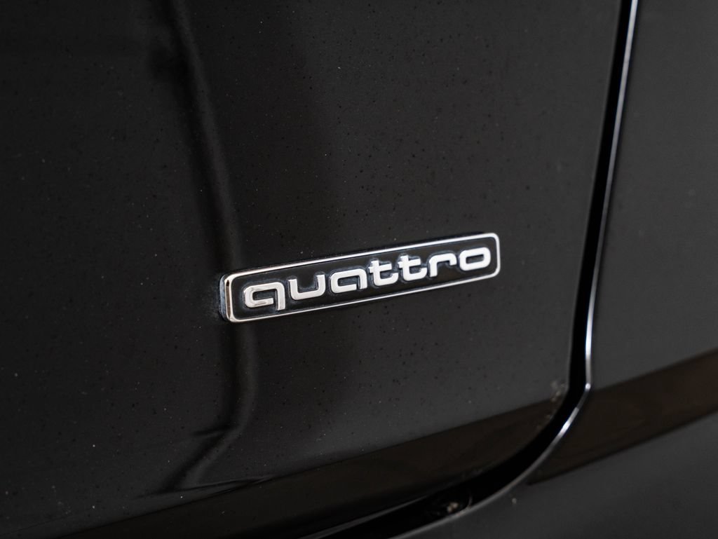 Used 2025 Mythos Black Metallic Audi L 55 image 17