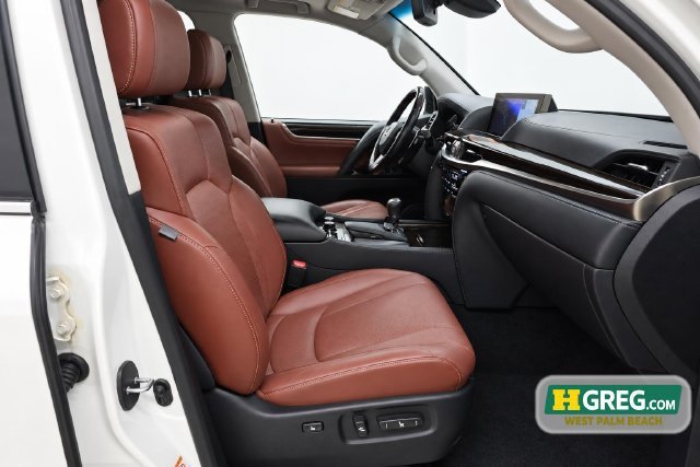 Used 2018 Eminent White Pearl Lexus LX 570 image 8