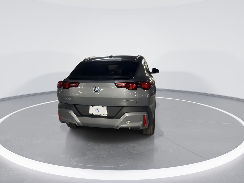 Used 2026 Gray BMW xDrive28i image 7