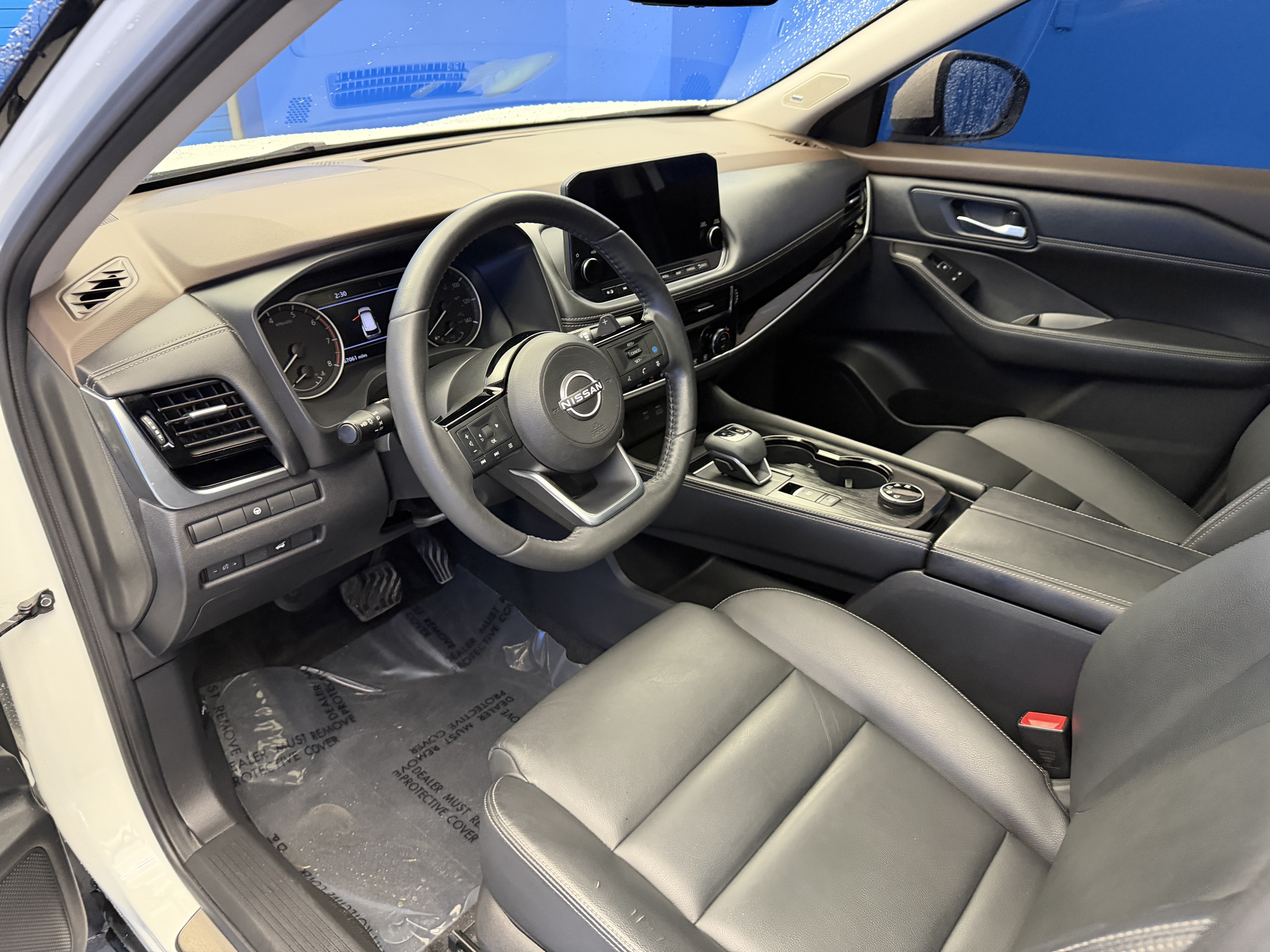 Used 2023 White Nissan SL Intelligent AWD image 11