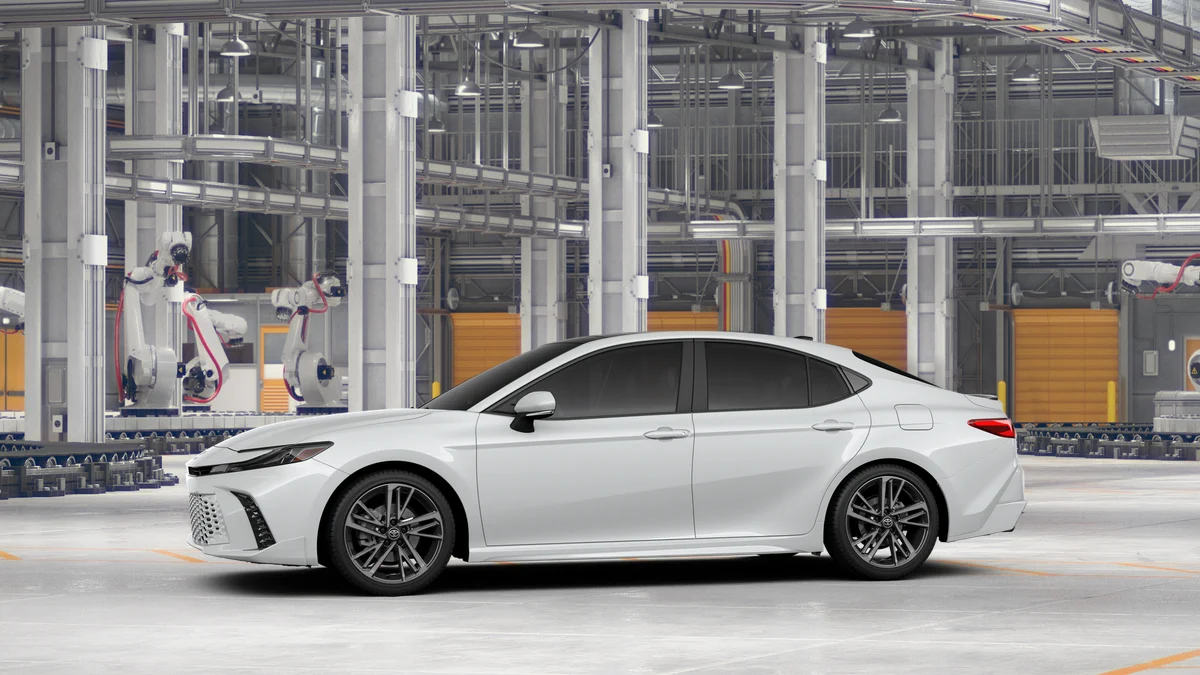 New 2026 Wind Chill Pearl Toyota XSE image 3