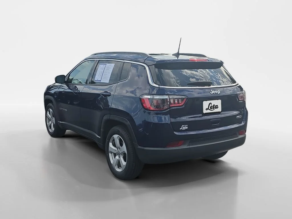 Used 2021 Jazz Blue Pearlcoat Jeep Latitude image 6
