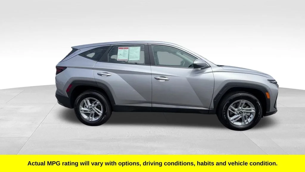 2026 Hyundai Tucson SE - Photo 9