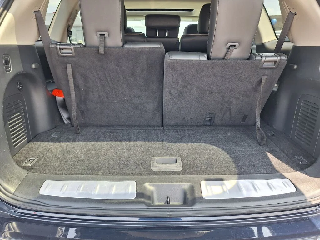 Used 2020 Blue INFINITI LUXE image 28