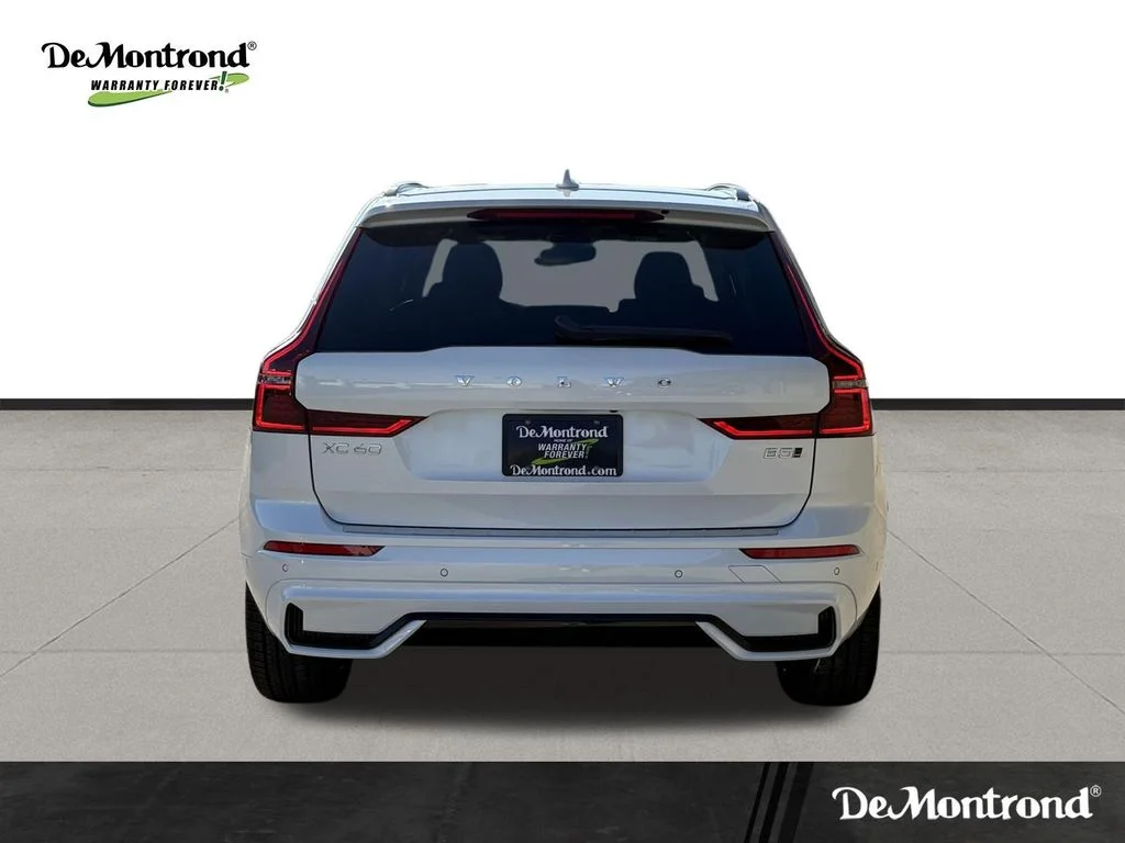 New 2026 Crystal White Volvo Ultra image 6