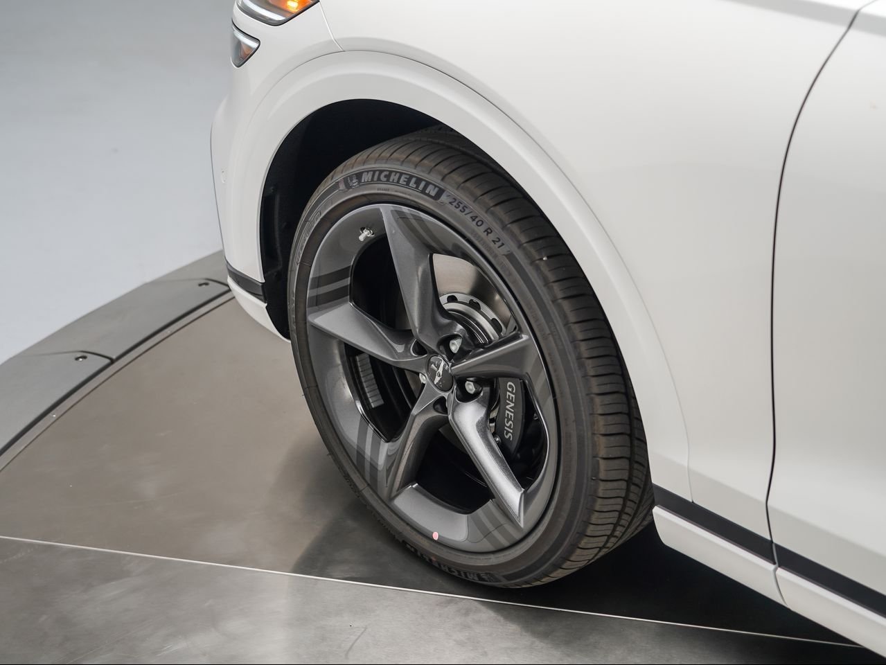 2026 GENESIS GV70 Sport Prestige - Photo 12