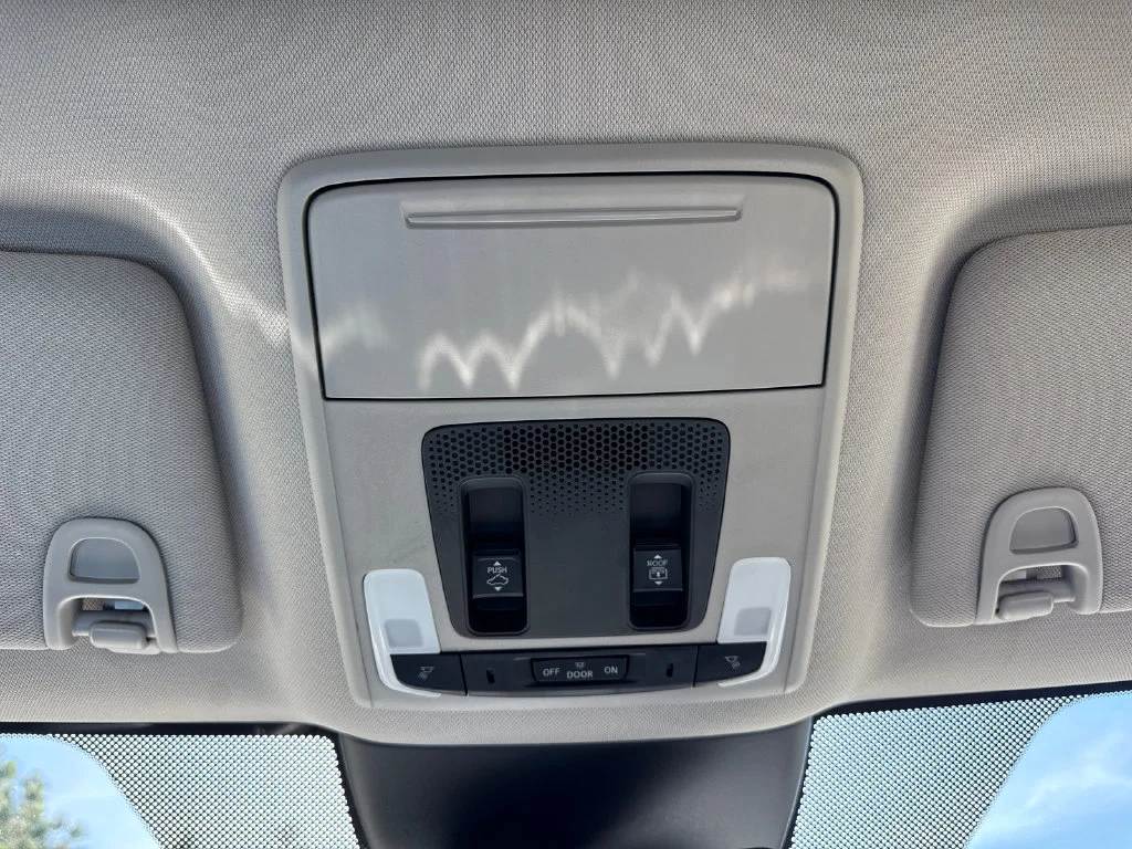 2025 Honda Pilot Touring - Photo 28