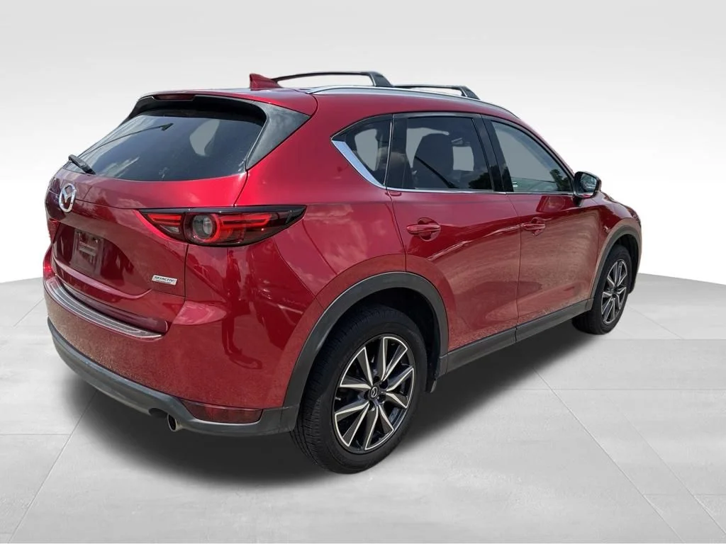 Used 2018 Red Mazda Grand Touring image 5