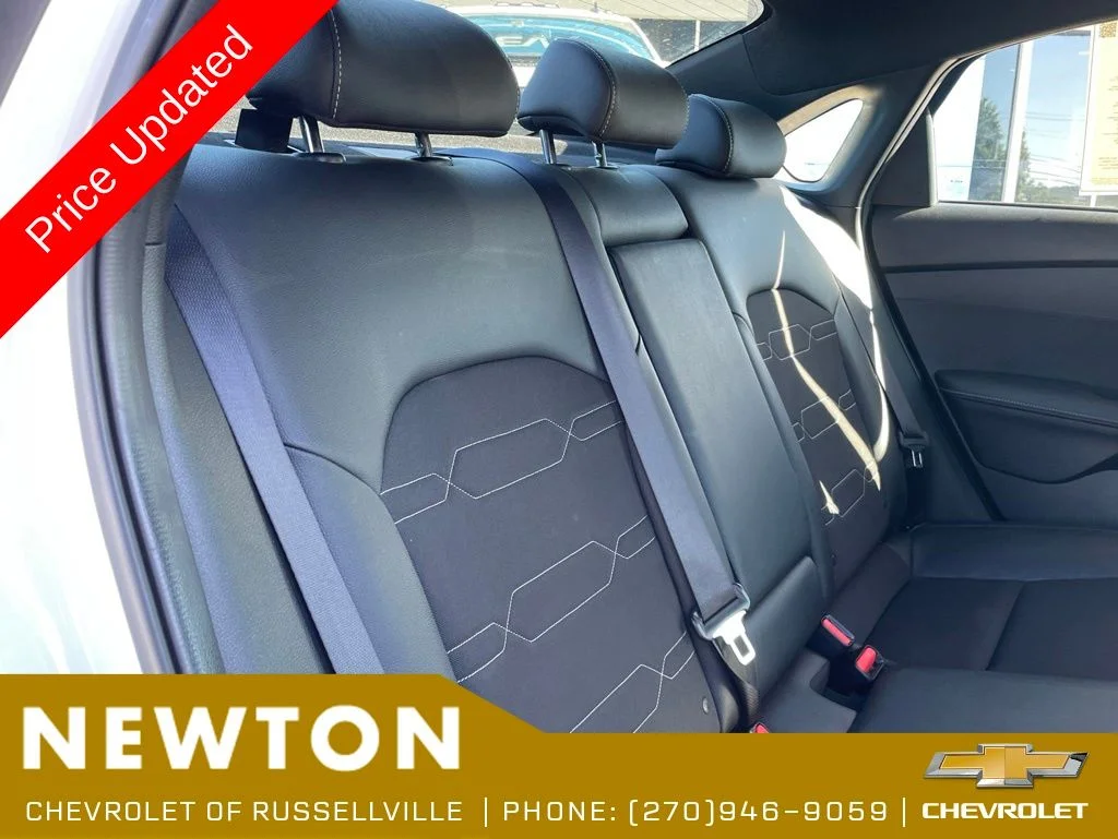 Used 2023 White Kia GT-Line image 29
