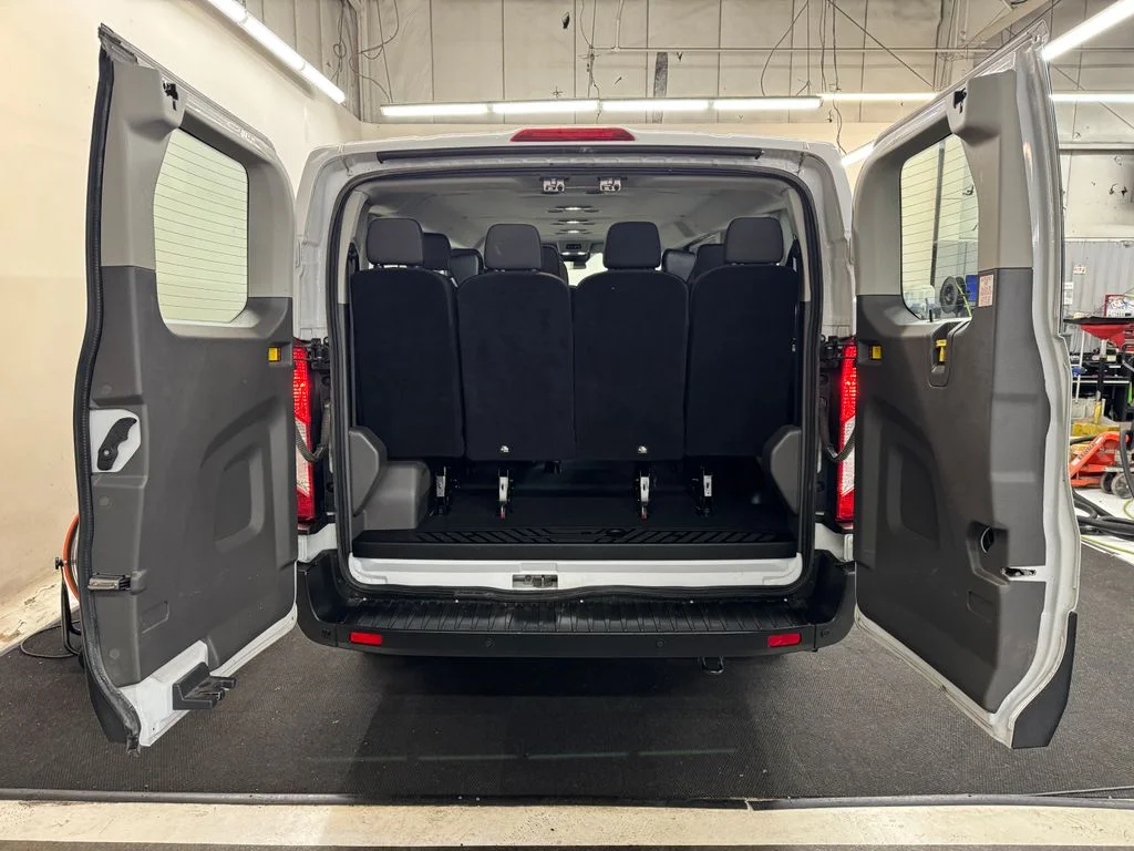Used 2023 White Ford XLT image 6