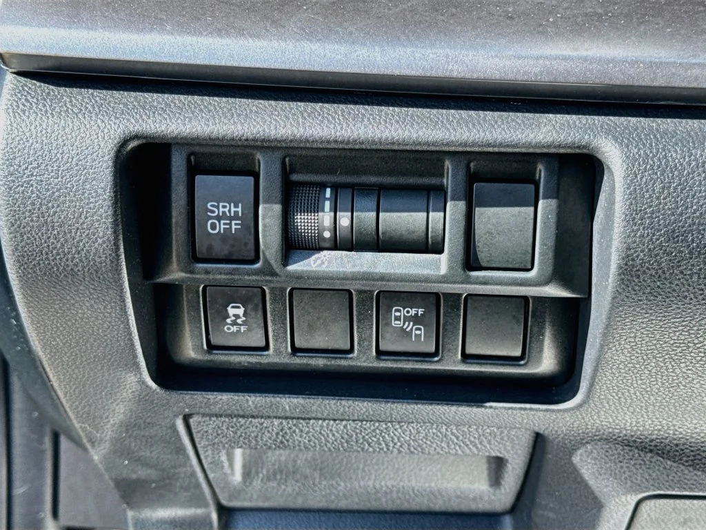 Used 2018 Gray Subaru 2.0i Limited image 11