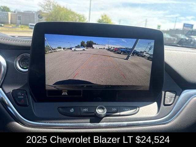 Used 2025 Black Chevrolet LT image 28