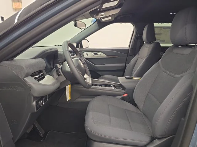 New 2027 Vapor Blue Metallic Ford Active image 25