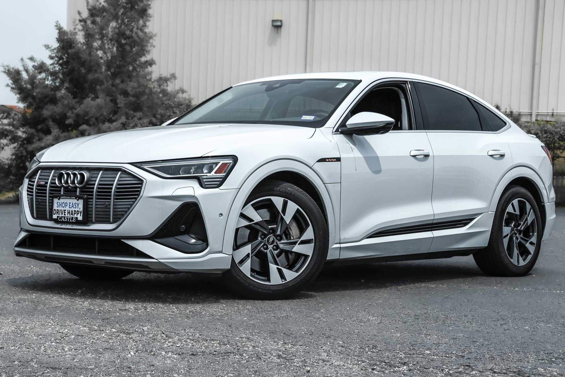 Used 2022 Audi e-tron Sportback Premium Plus with VIN WA12AAGE7NB031605 for sale in Elk Grove Village, IL