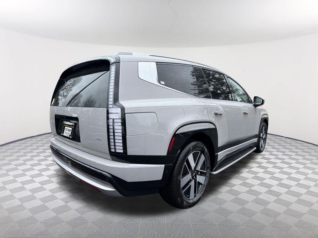 New 2026 Gray Hyundai SEL image 5