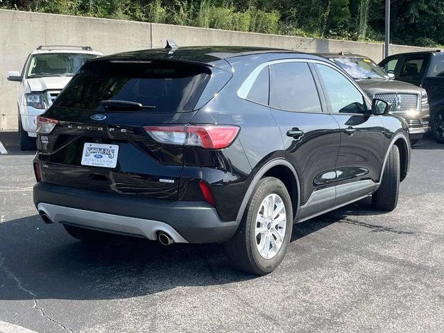 Used 2020 Agate Black Metallic Ford SE image 3