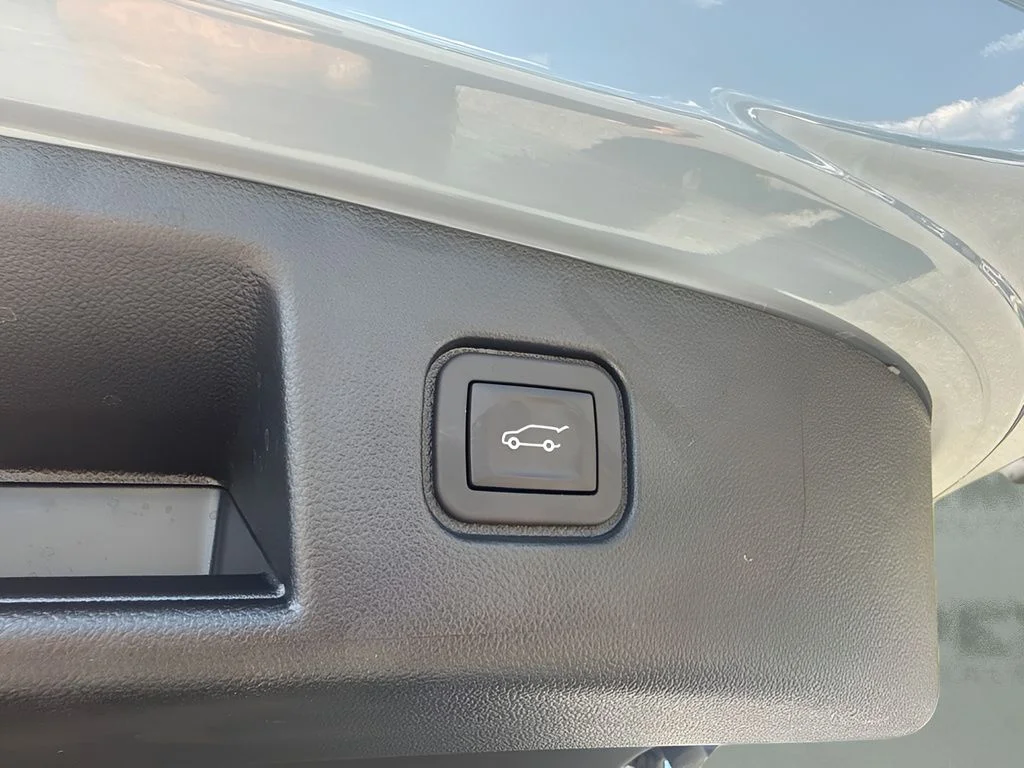 Used 2025 Blue Honda Touring image 22