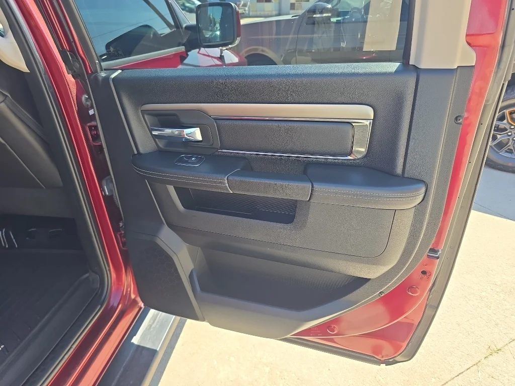 Used 2018 Red Ram  image 34