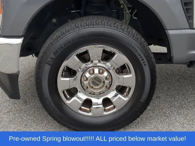 Used 2023 Gray Ford Lariat image 18