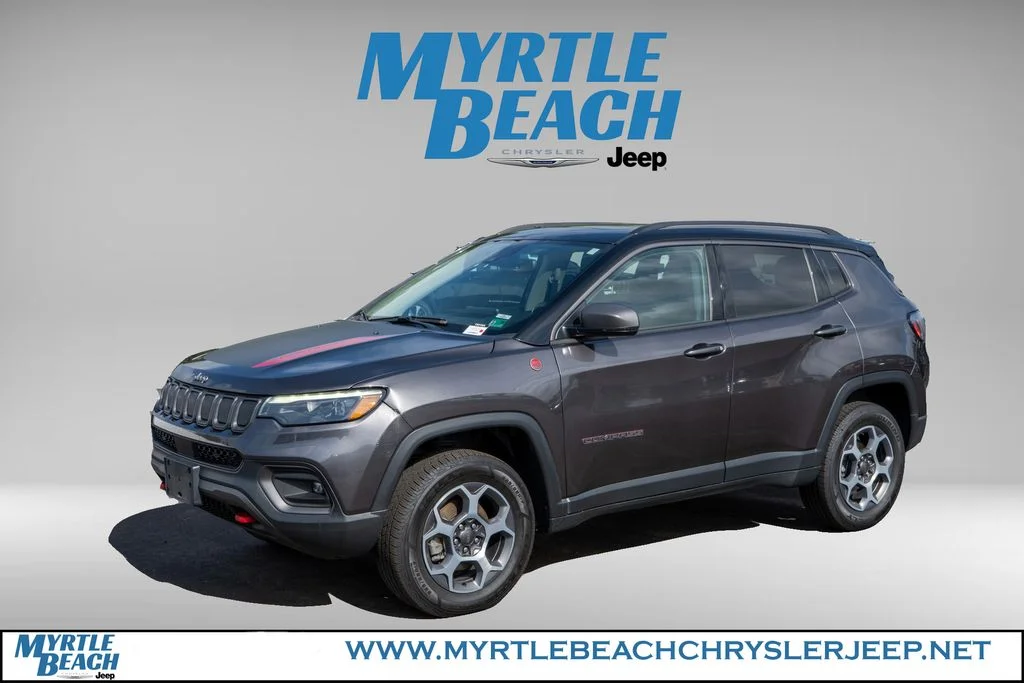 Certified Used 2022 Granite Crystal Metallic Clearcoat Jeep Trailhawk image 2