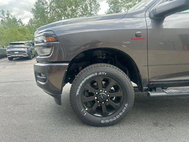 New 2026 Granite Crystal Metallic Clearcoat RAM Tradesman image 19