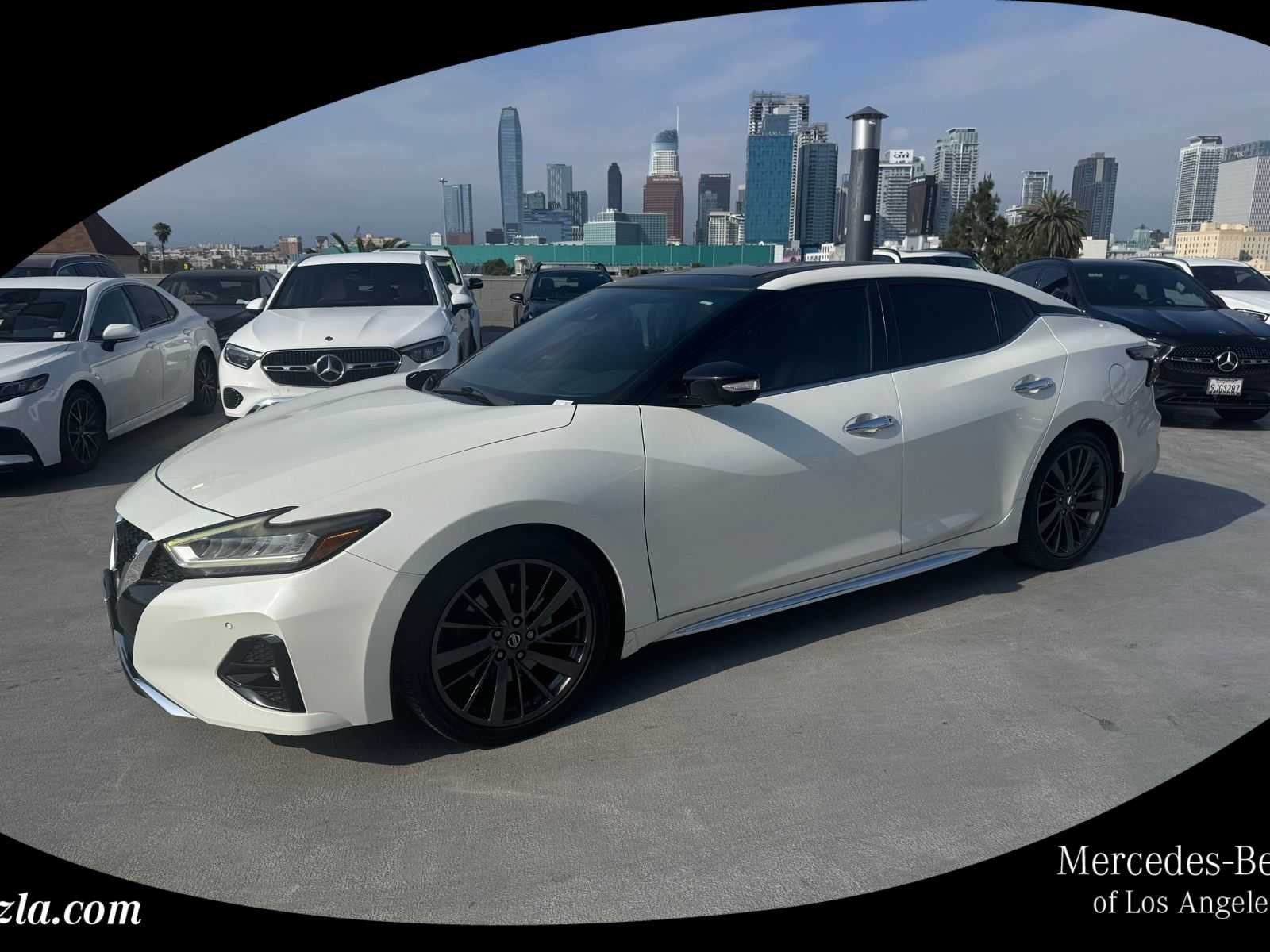 2019 Nissan Maxima Platinum's photo