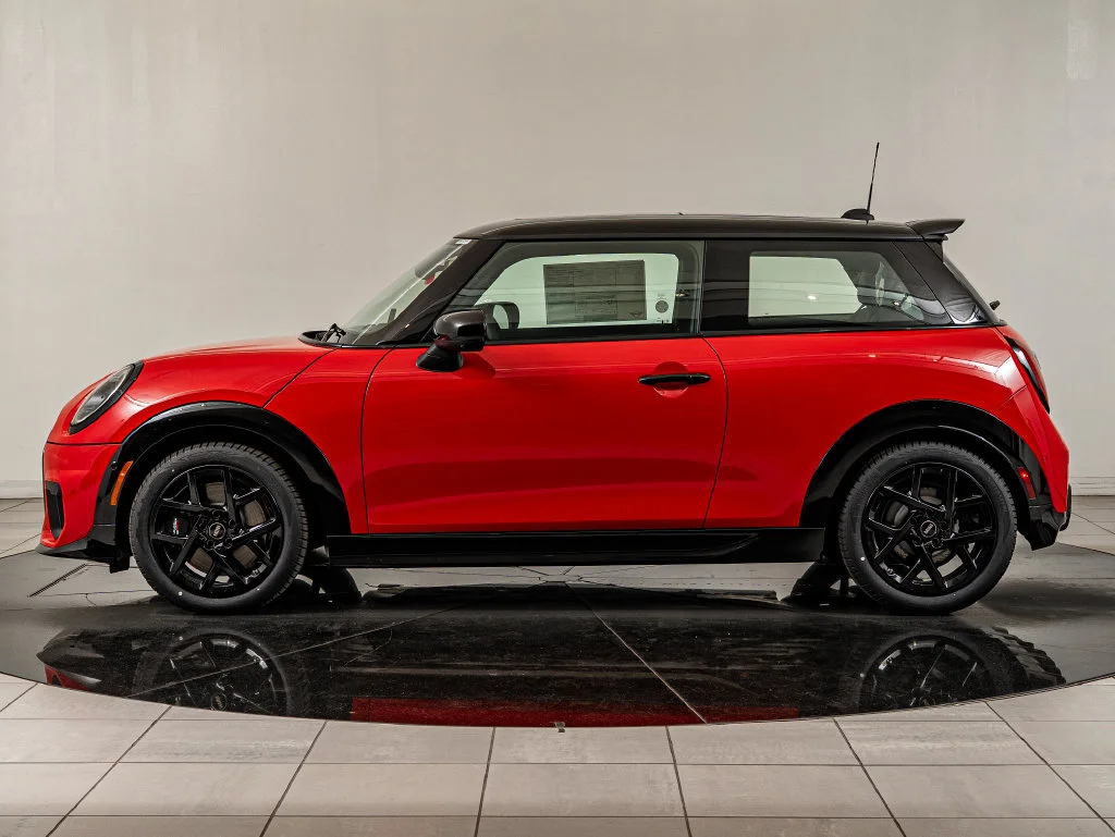 2026 MINI Hardtop 2 Door S - Photo 8