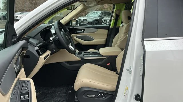 New 2026 White Acura Base image 9
