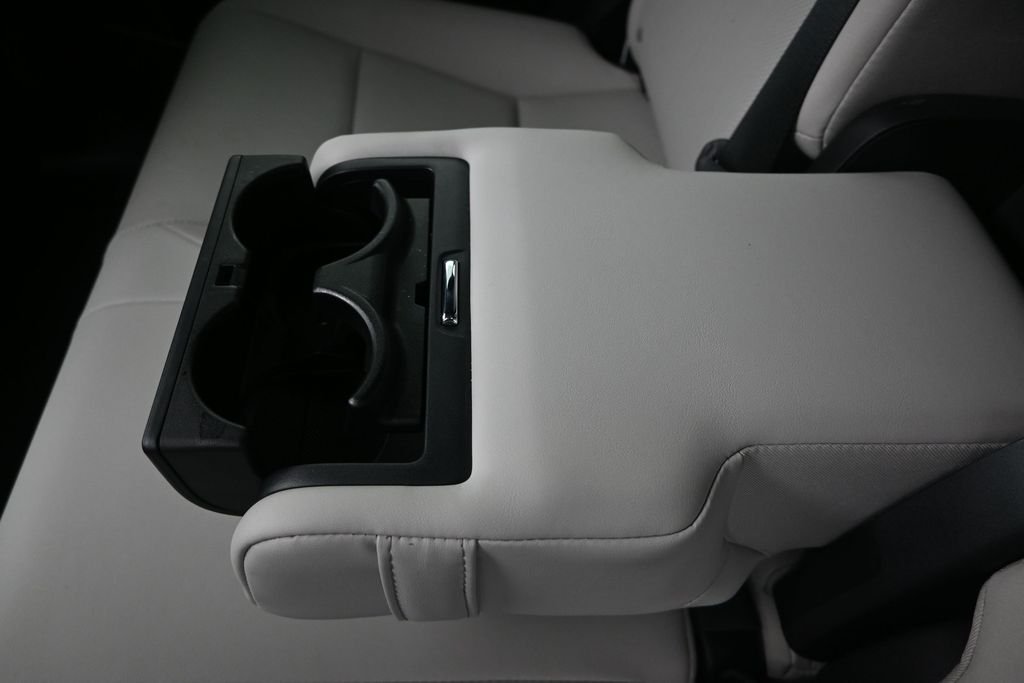 2025 Lexus RX 350 F SPORT - Photo 17
