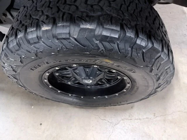 Used 2014 Blue Jeep Unlimited Sahara image 10