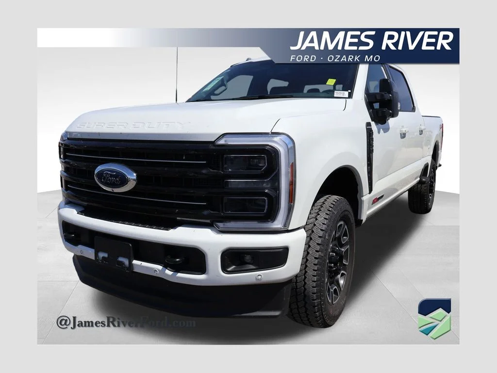 New 2026 Star White Metallic Tri-Coat Ford F-350® Platinum® image 1