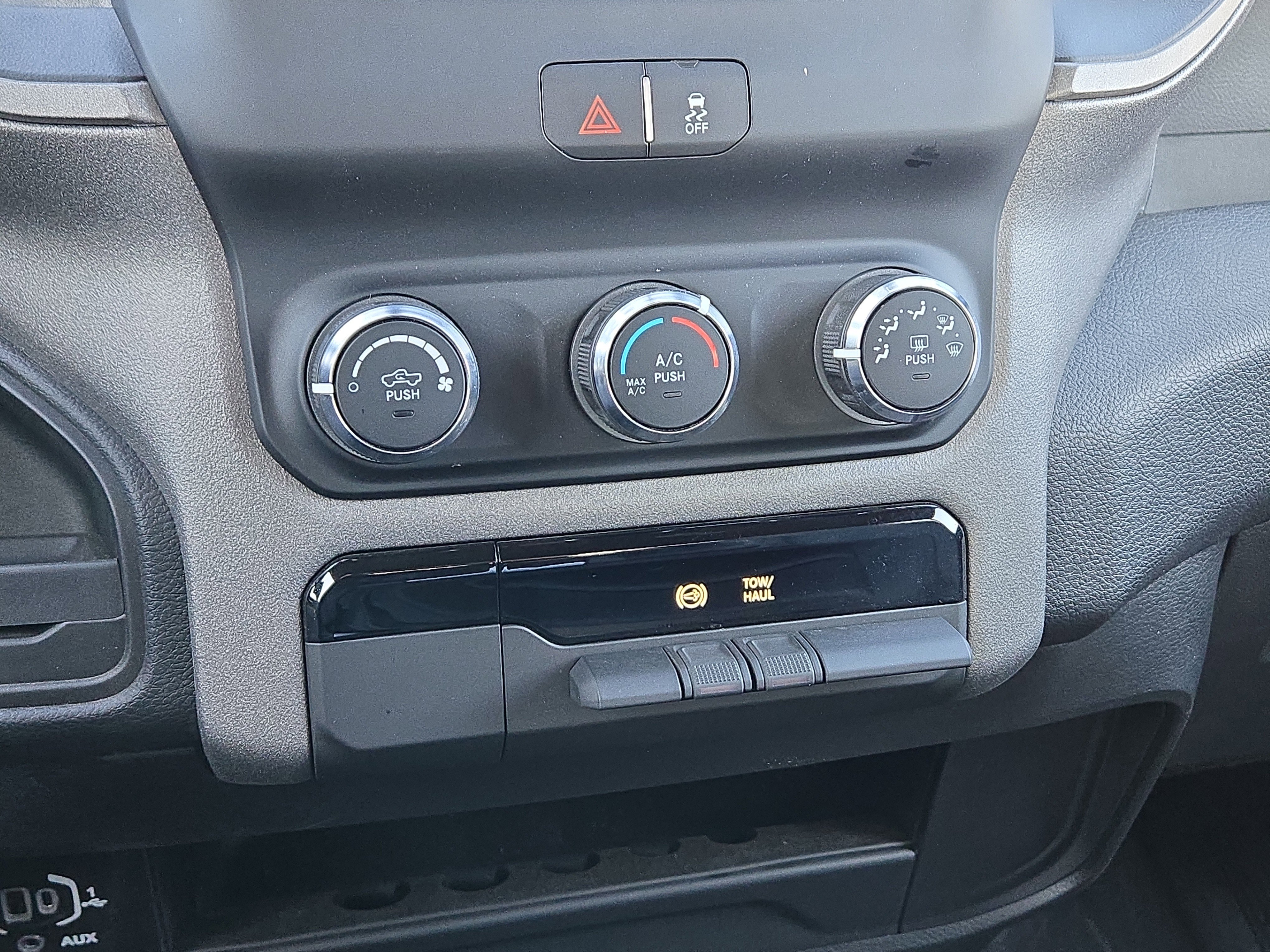 2024 RAM Ram 3500 Pickup Tradesman - Photo 27