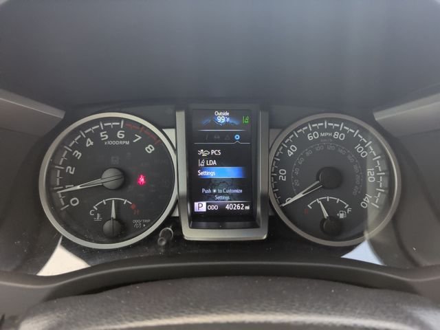 Certified Used 2022 Silver Toyota SR5 image 21