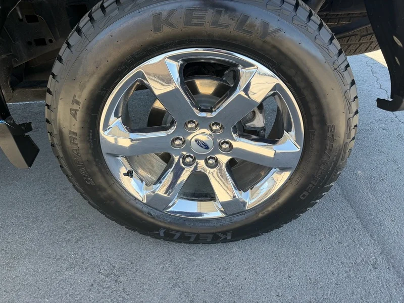 Used 2021 Agate Black Metal Ford XL image 34