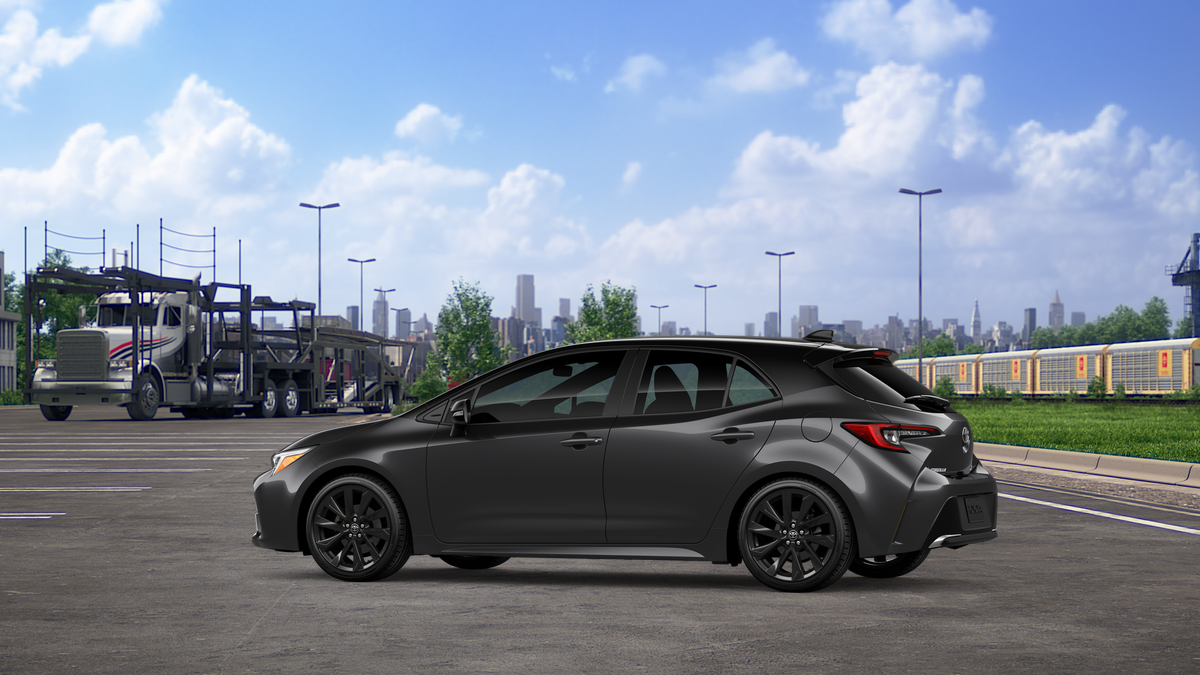New 2026 Magnetic Gray Metallic with Midnight Black Metallic roof Toyota XSE image 5